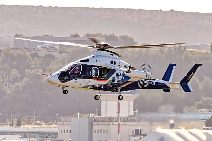 高速複合ヘリコプター「Airbus RACER」巡航速度400km/h以上を目指す 
